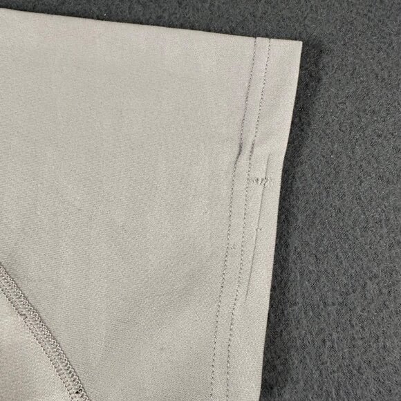 Under Armour Womens M Gray Semi-Fitted V-Neck HeatGear Performance Tee - Picture 9 of 11